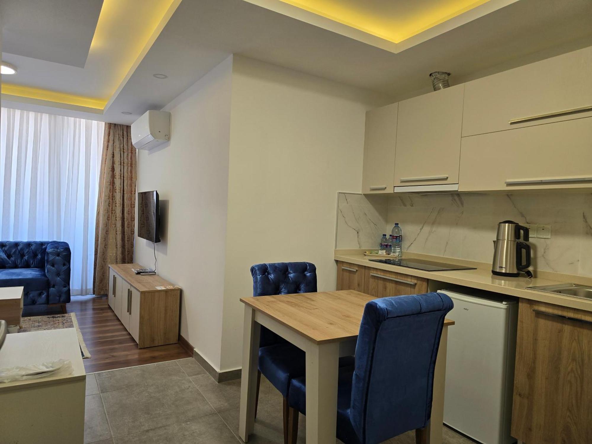 Nurel Shark Residence Kyrenia  Exterior photo
