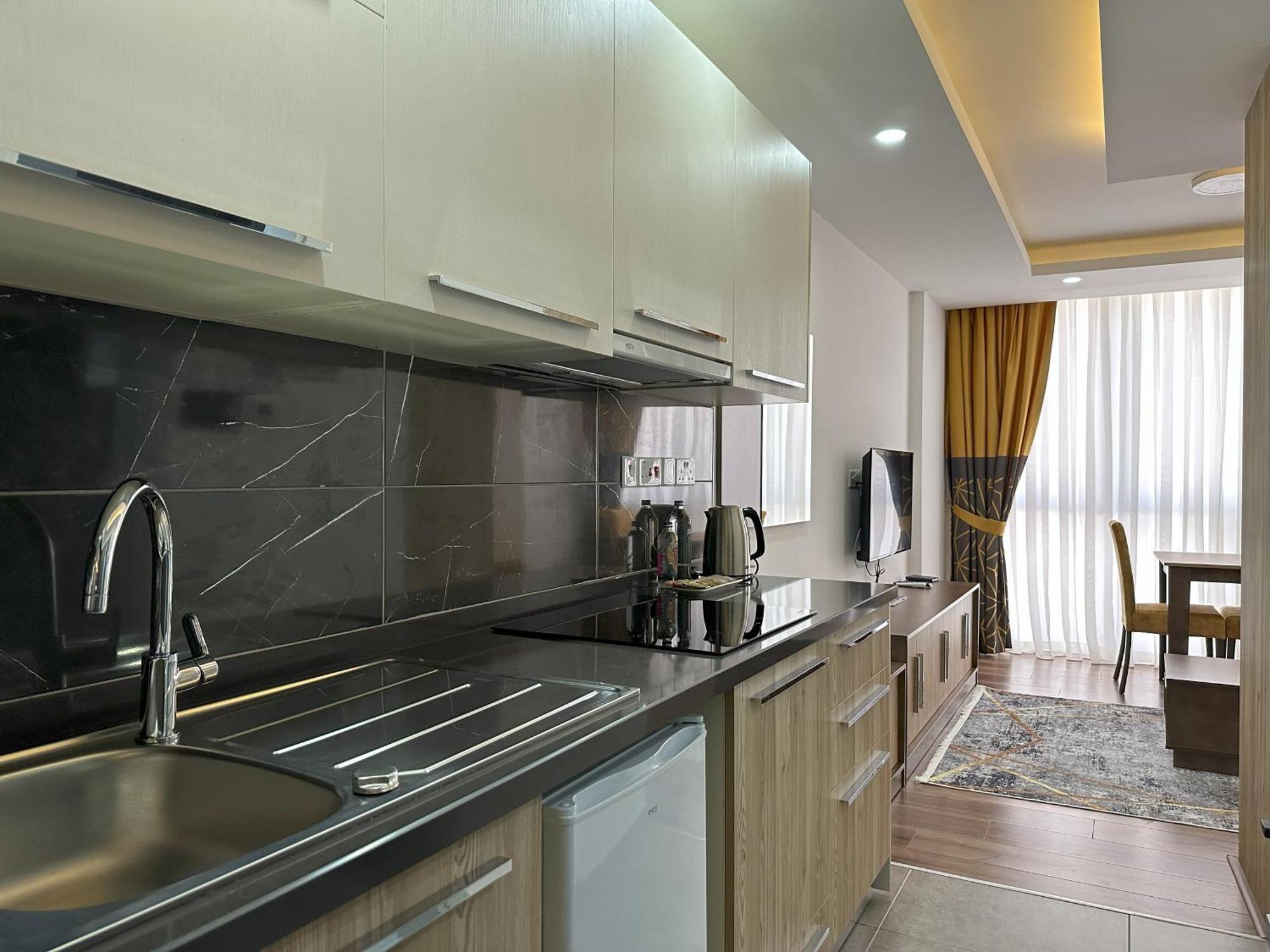 Nurel Shark Residence Kyrenia  Exterior photo